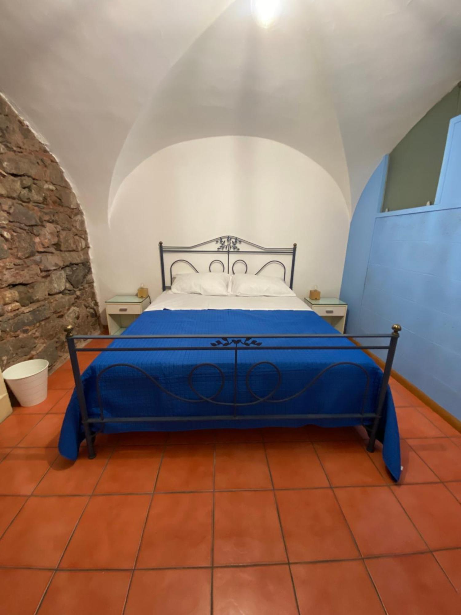 Ciuri Tuttu L'Annu Rooms كاتانيا المظهر الخارجي الصورة